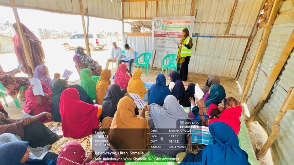 Trainer presenting at session